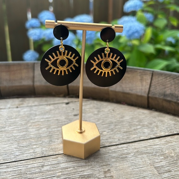 🧿NWT ✨ Evil Eye Earrings ✨ ✨Hand Crafted ✨🧿 - Picture 4 of 4